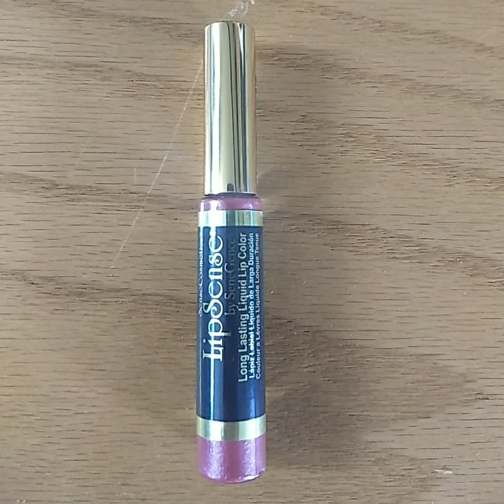 Lipsense senegence liquid lip color Violette